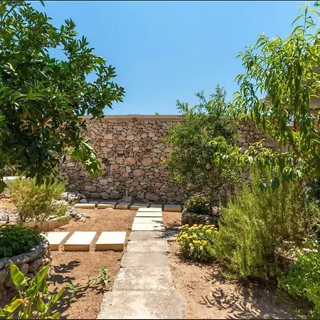 Holiday home Corte Tredomus