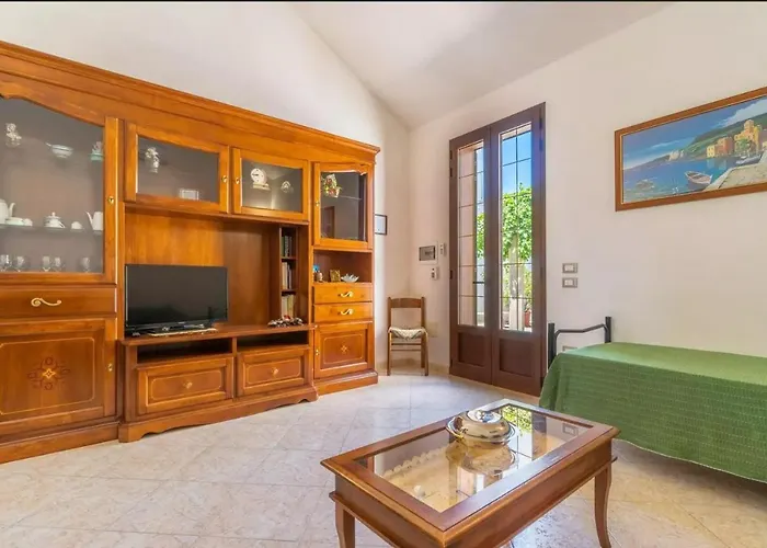 Corte Tredomus Tatil Evi Cannole